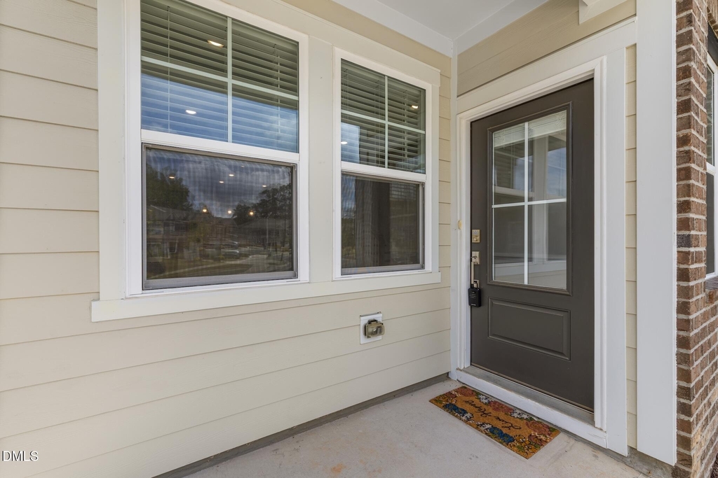 2466 Hutch Lane - Photo 2