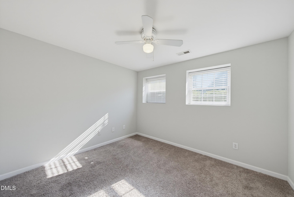 2910 Barrymore Street - Photo 35