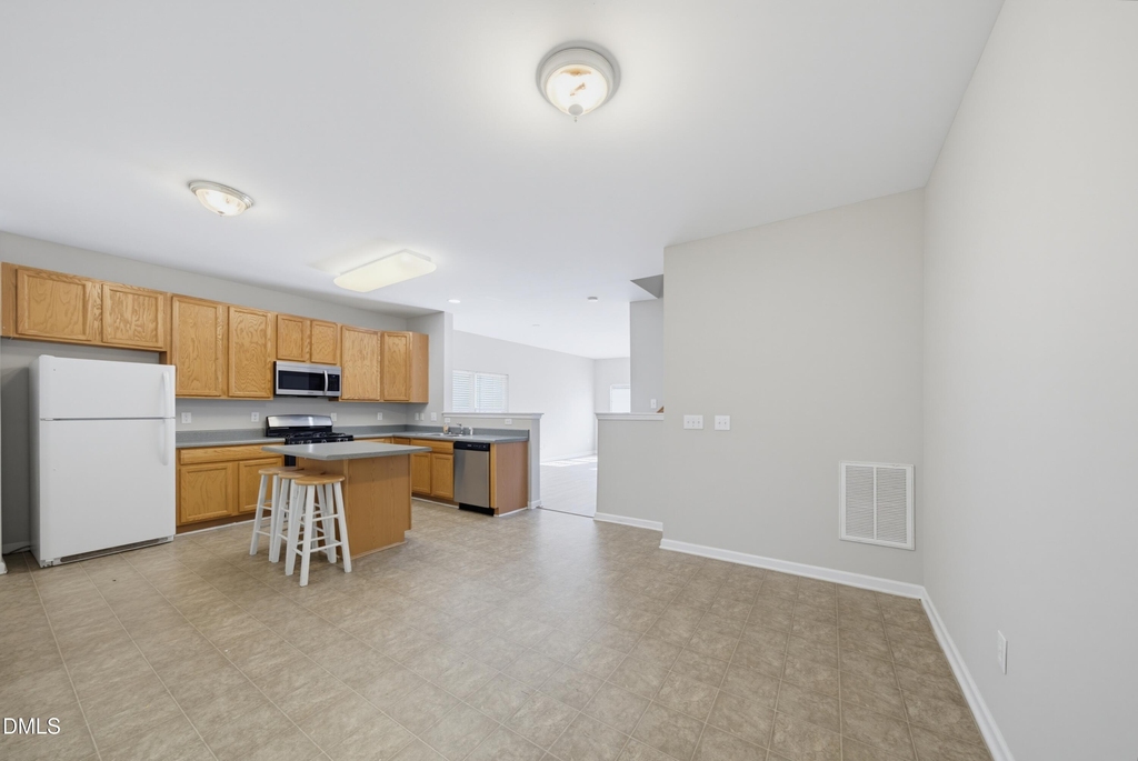 2910 Barrymore Street - Photo 15