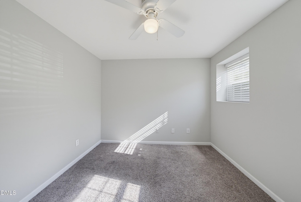 2910 Barrymore Street - Photo 37