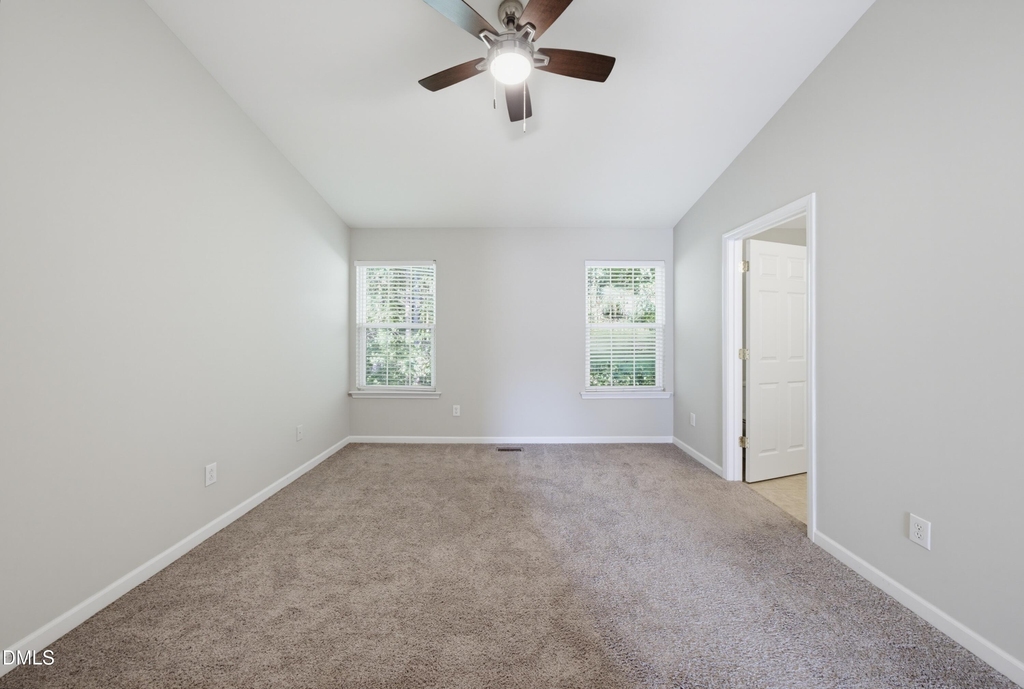2910 Barrymore Street - Photo 20