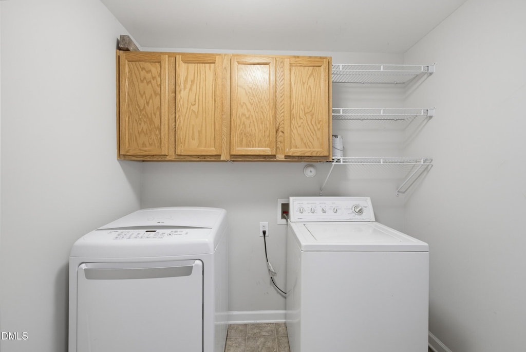 2910 Barrymore Street - Photo 40