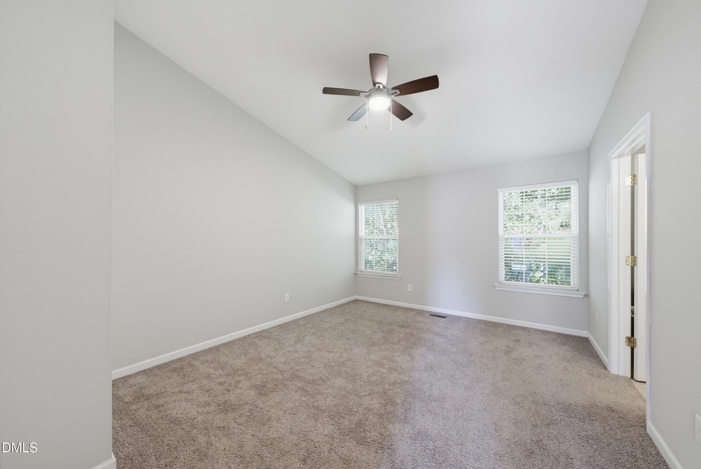 2910 Barrymore Street - Photo 21