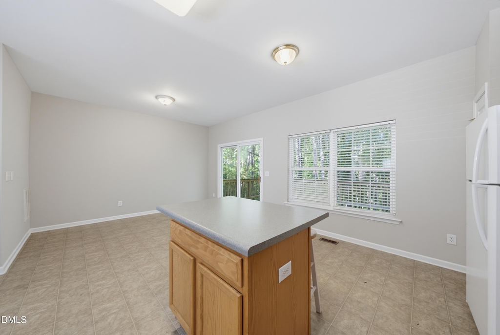 2910 Barrymore Street - Photo 7
