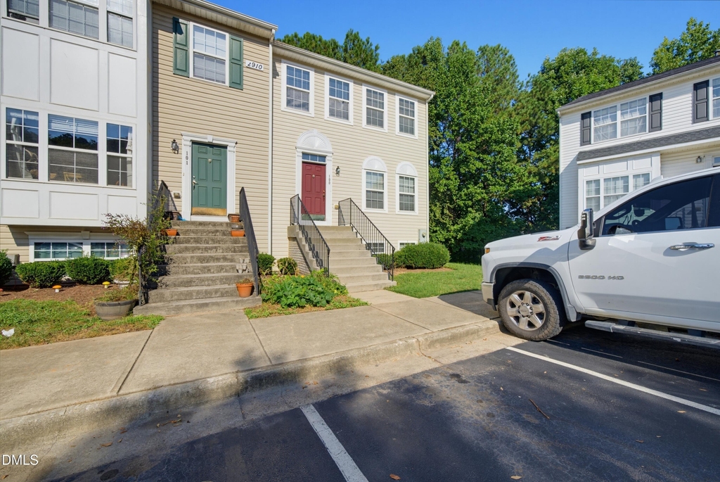 2910 Barrymore Street - Photo 0