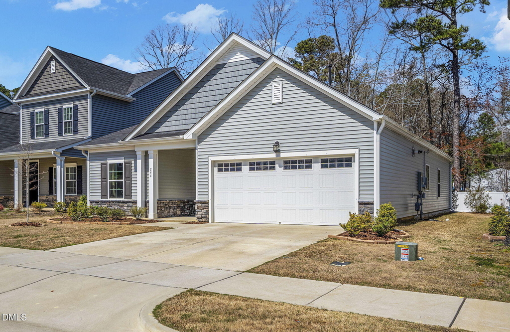 244 Chateau Way - Photo 2
