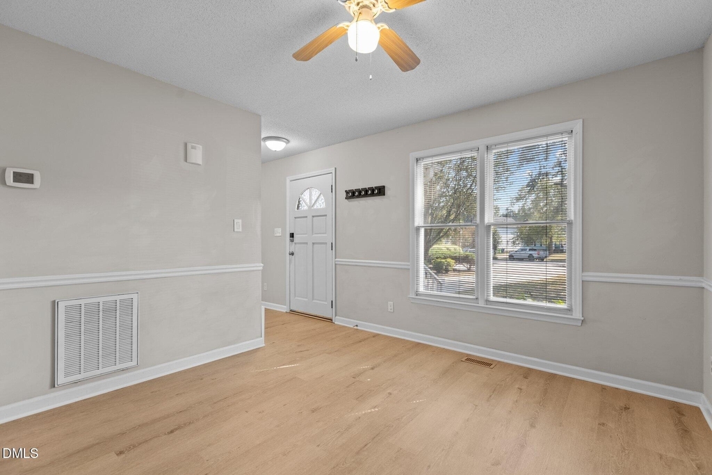 4309 Warfield Place - Photo 7