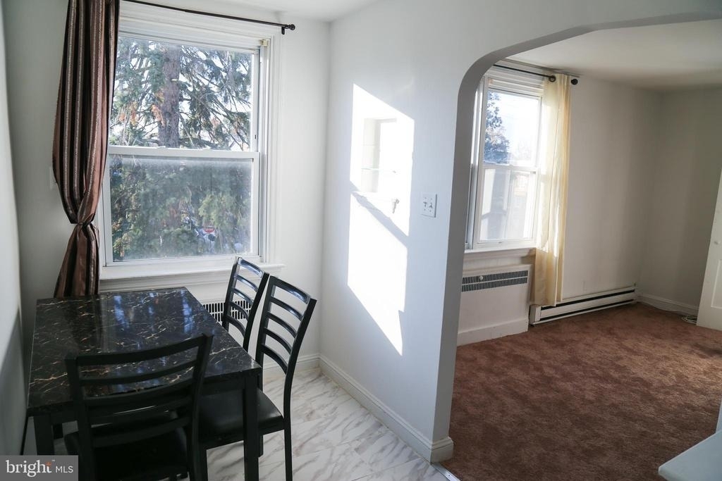 105 Saint Laurence Road - Photo 4