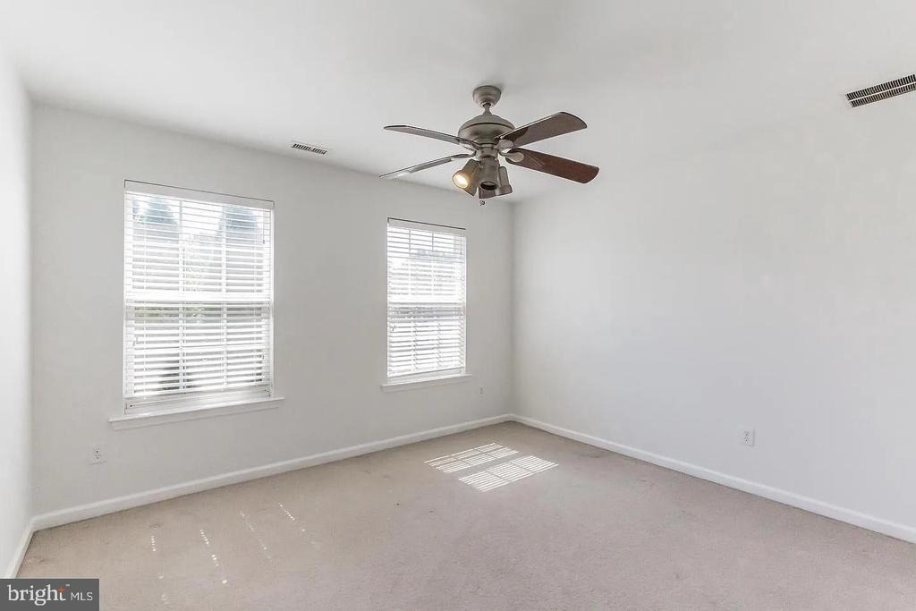 618 Sunderland Avenue - Photo 13