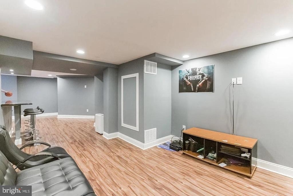 618 Sunderland Avenue - Photo 19