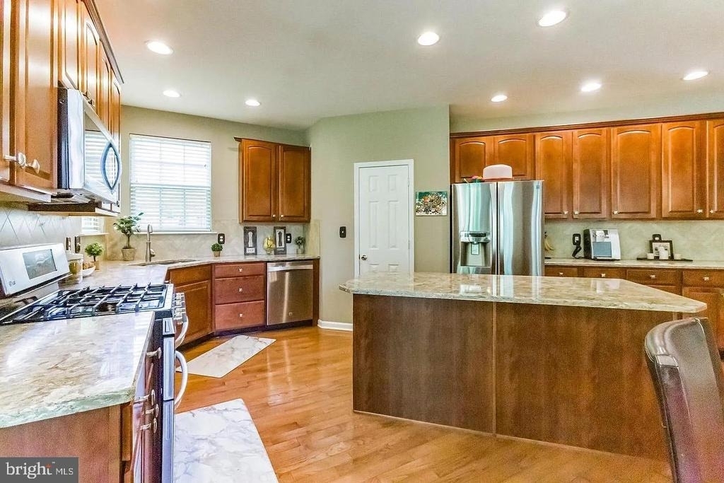 618 Sunderland Avenue - Photo 5