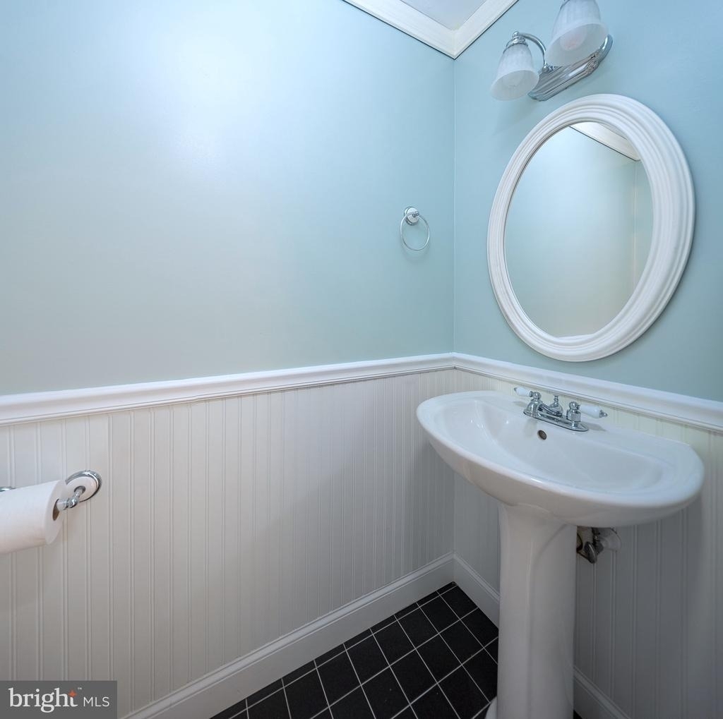 7 Ingham Way - Photo 3