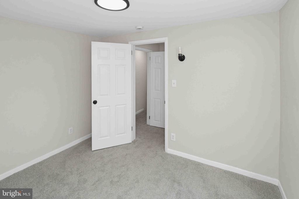 828 Mill St - Photo 13
