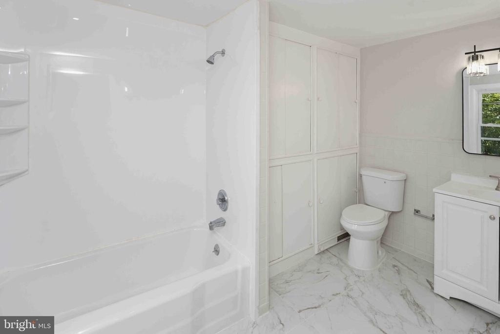 828 Mill St - Photo 12