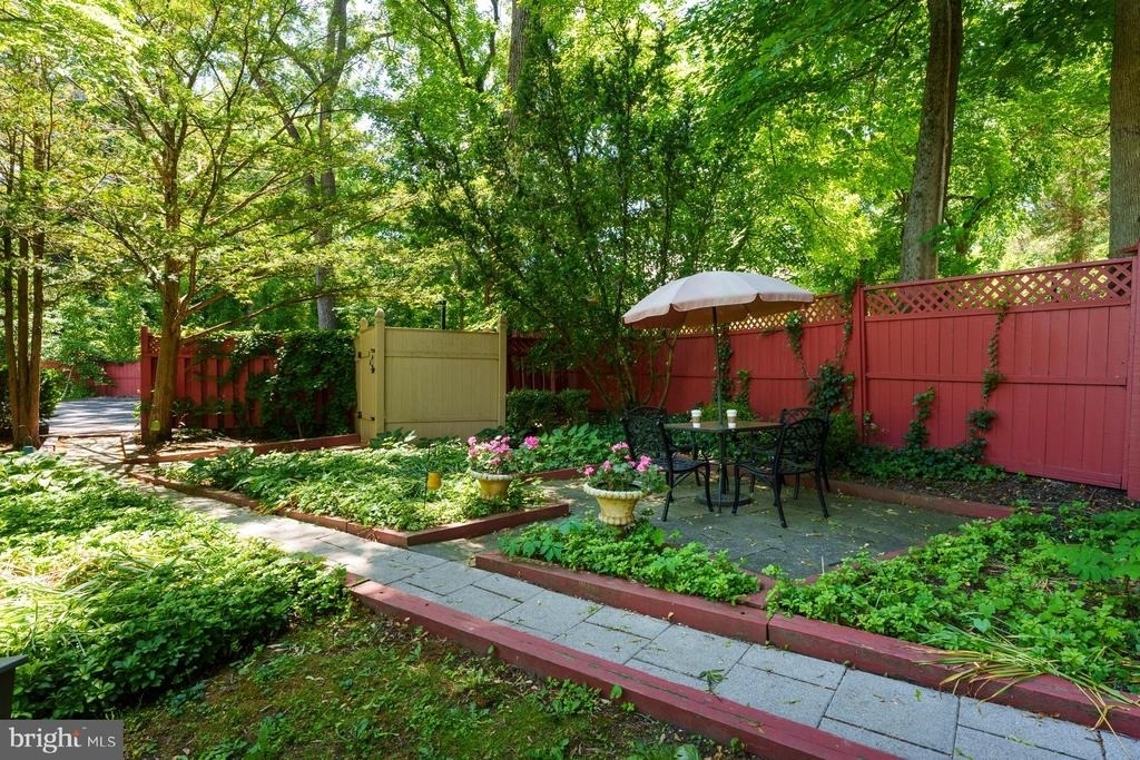 156 Mercer Street - Photo 12