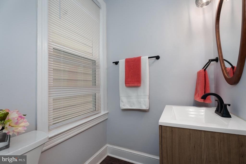 156 Mercer Street - Photo 16