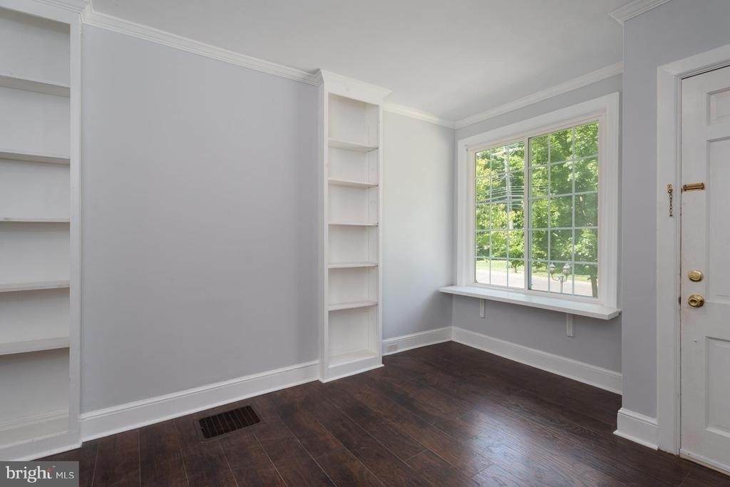 156 Mercer Street - Photo 4