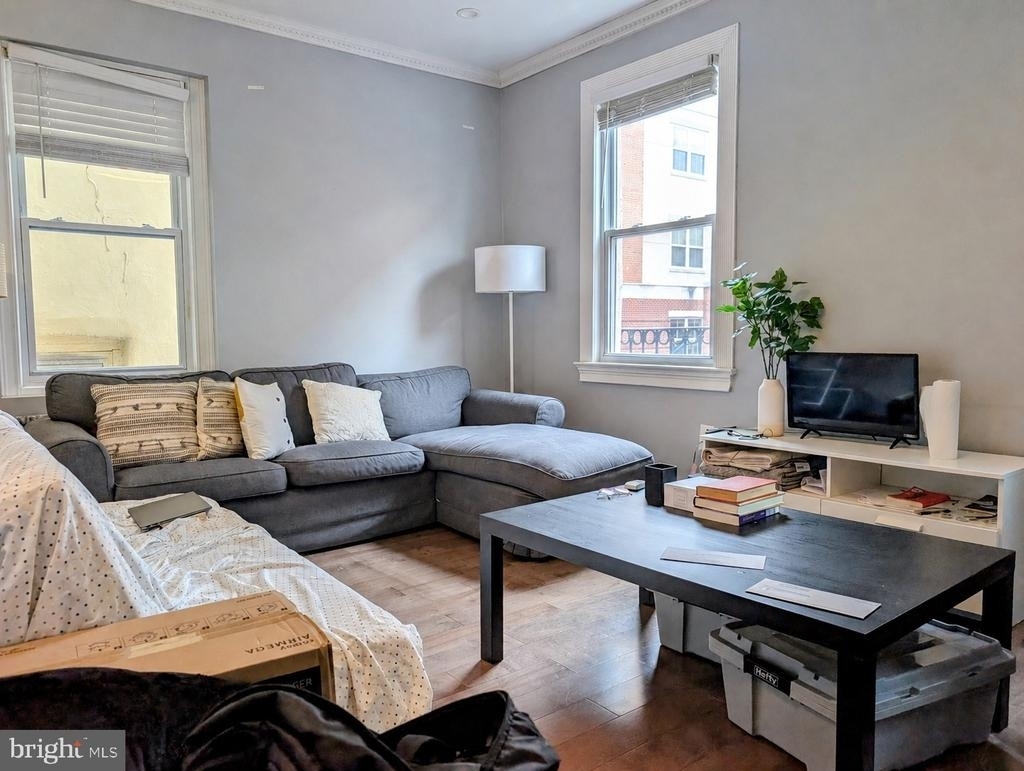14 Spring St - Photo 10