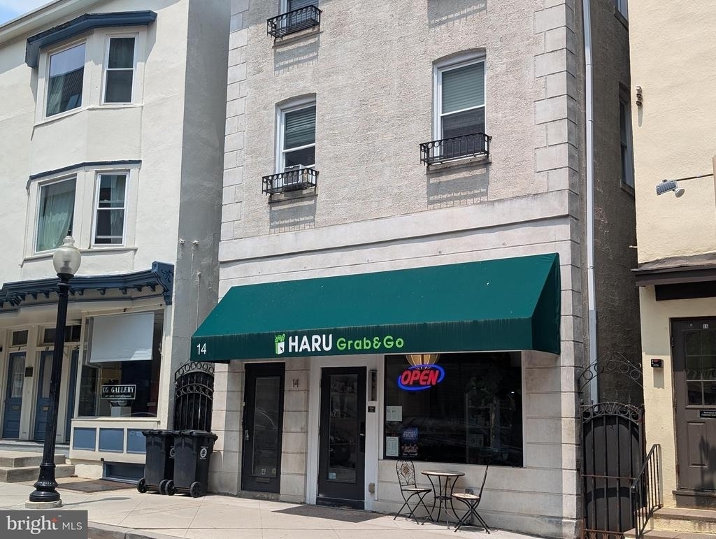 14 Spring St - Photo 15