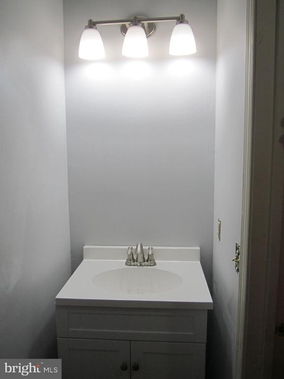 92 Versailles Court - Photo 10