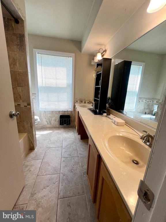 111 Worlidge Court - Photo 11