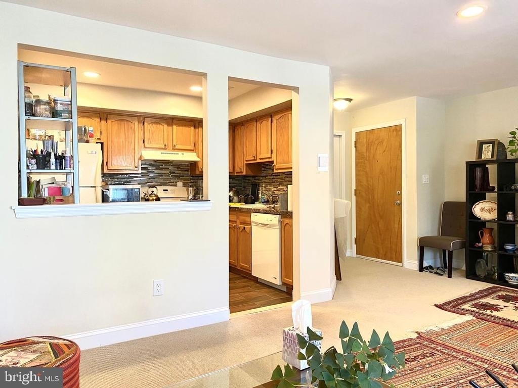 111 Worlidge Court - Photo 4