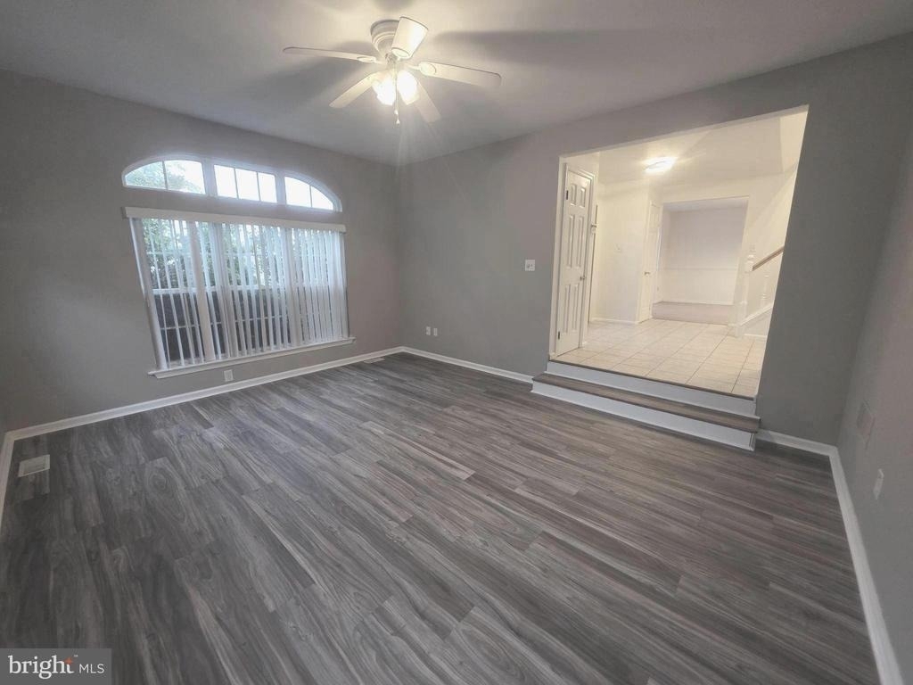 138 Persimmon Street - Photo 4