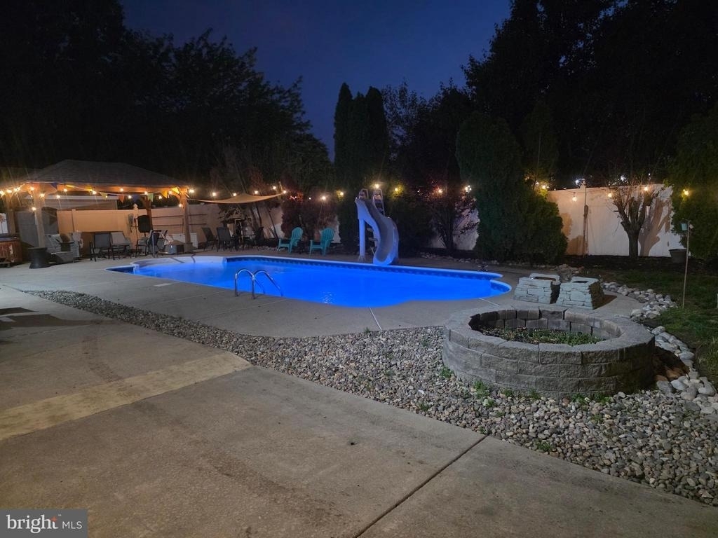 138 Persimmon Street - Photo 49