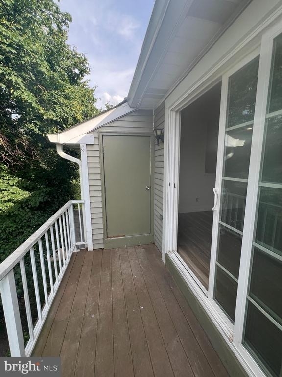 380-b Delancey Place - Photo 11