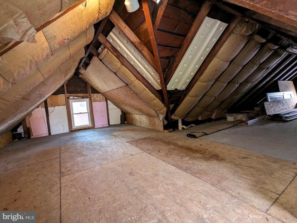 306 N Locust Street - Photo 24