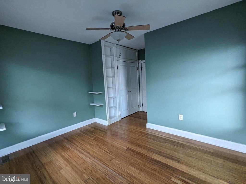 306 N Locust Street - Photo 23