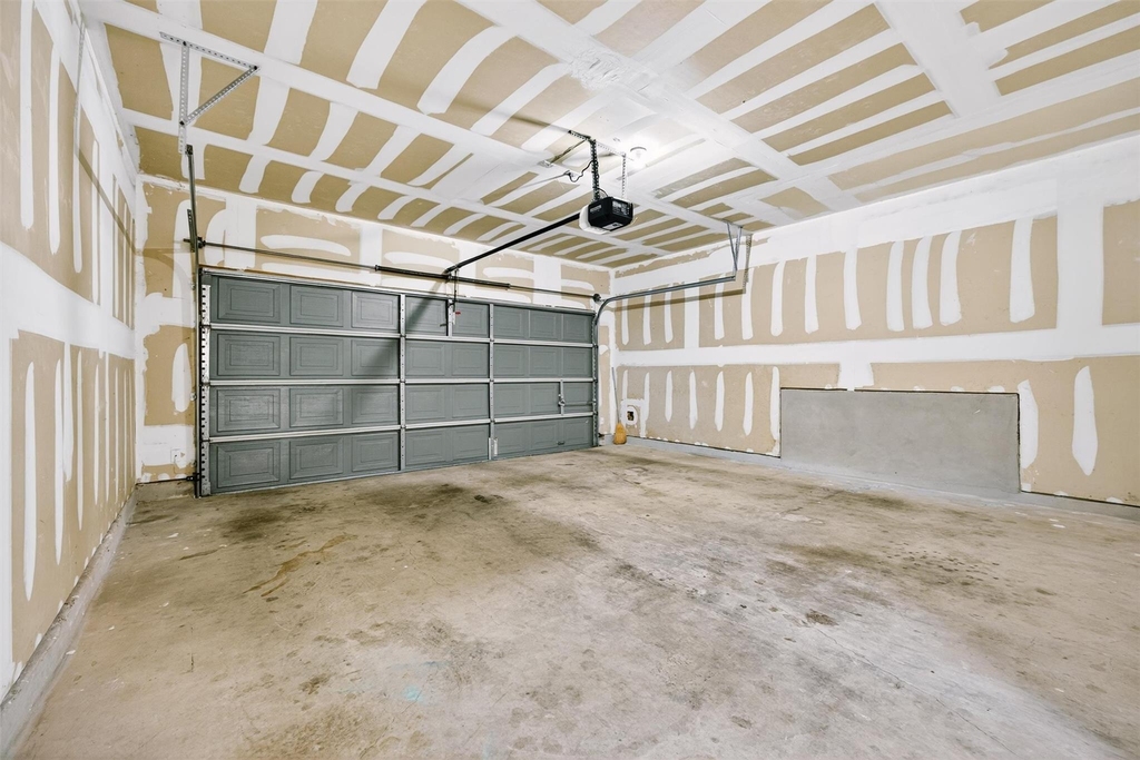 2632 Century Park Blvd - Photo 32