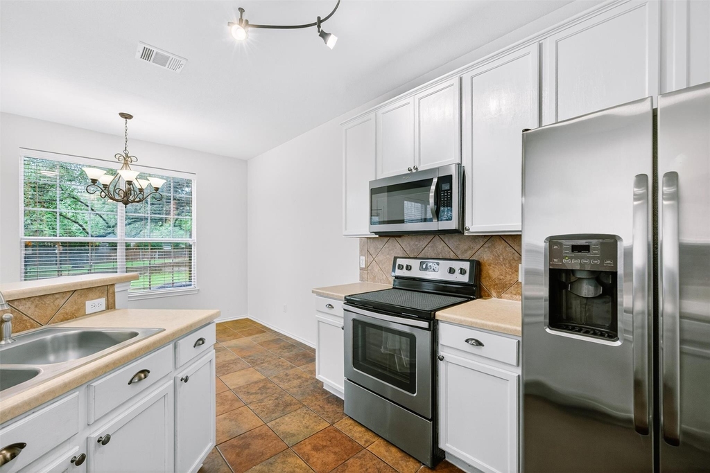 2632 Century Park Blvd - Photo 12