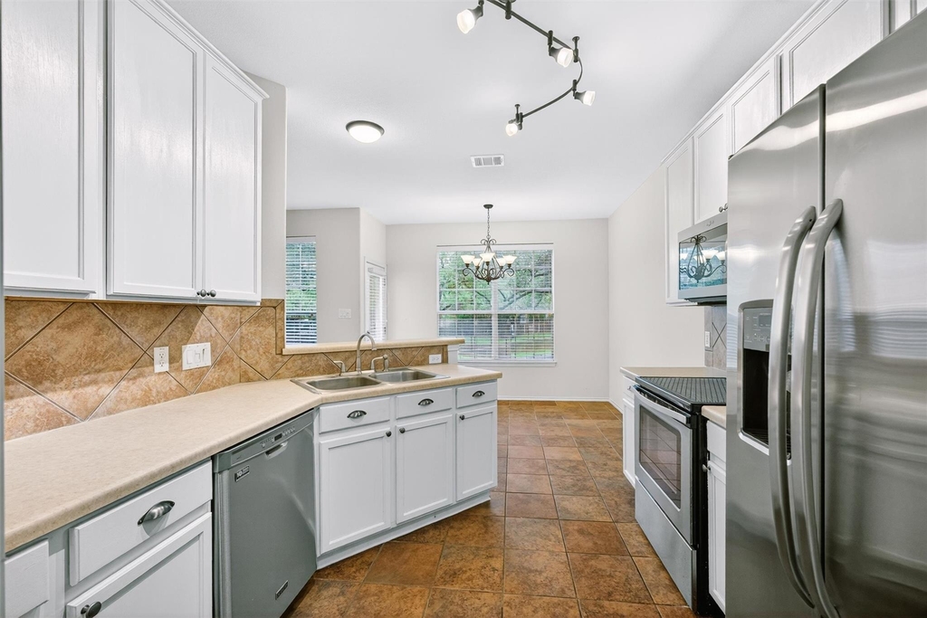 2632 Century Park Blvd - Photo 11