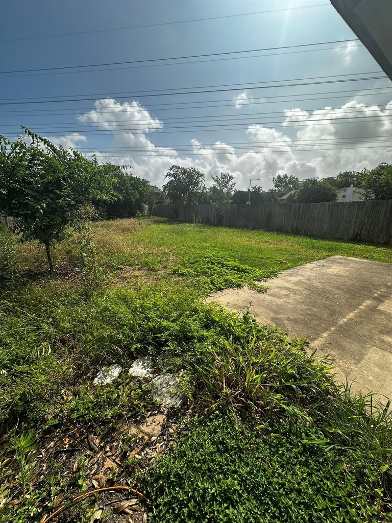 900 Sahara Ave - Photo 6