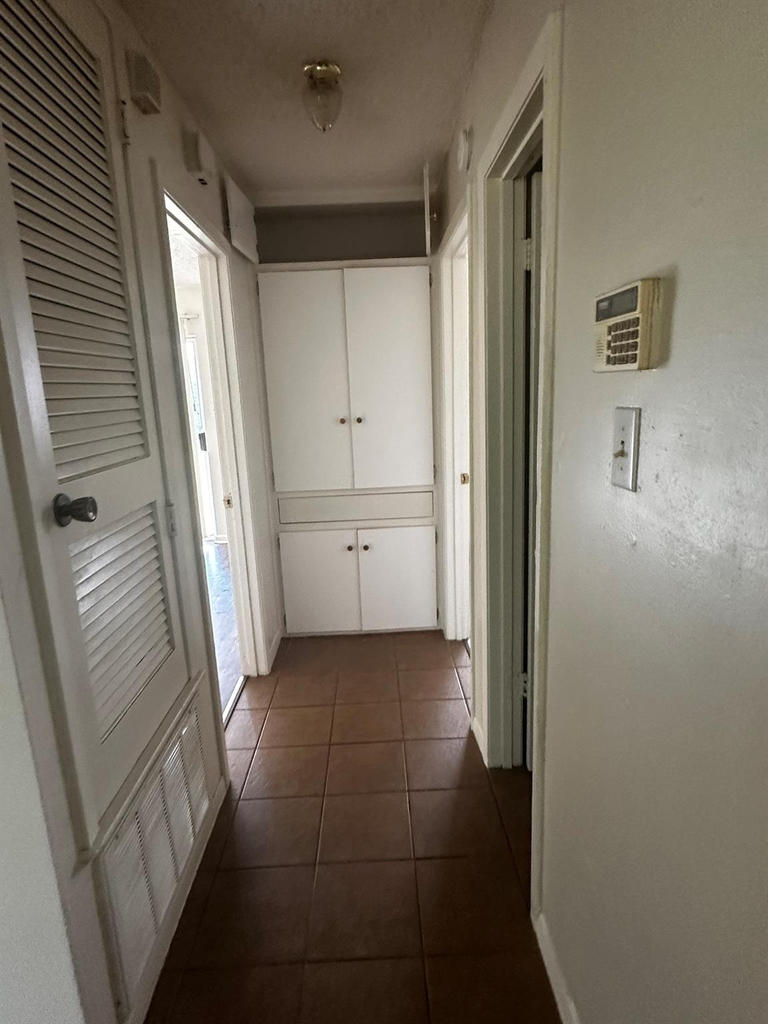 900 Sahara Ave - Photo 4