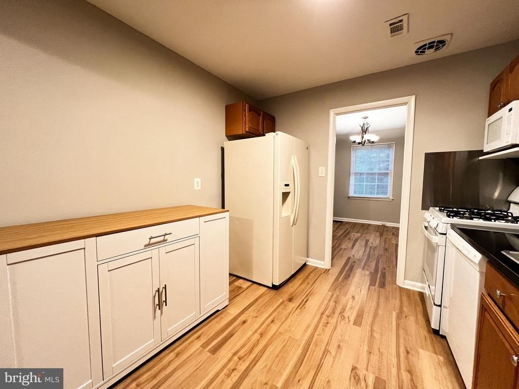 10863 Bucknell Drive - Photo 8