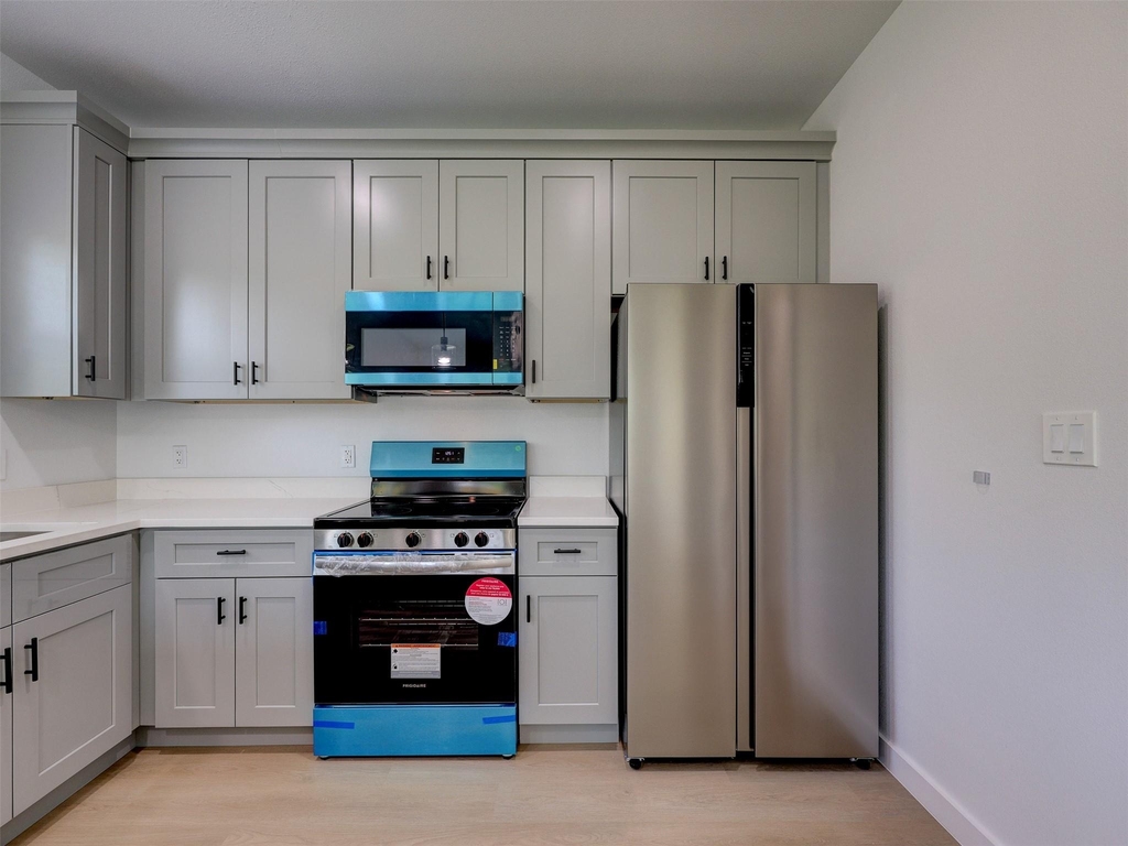 230 Brown St - Photo 9