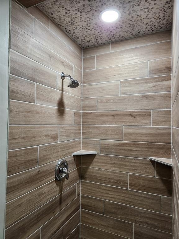 5700 Cherry Park Dr - Photo 0
