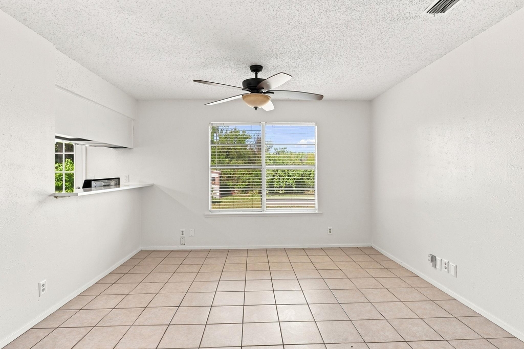 5700 Cherry Park Dr - Photo 2
