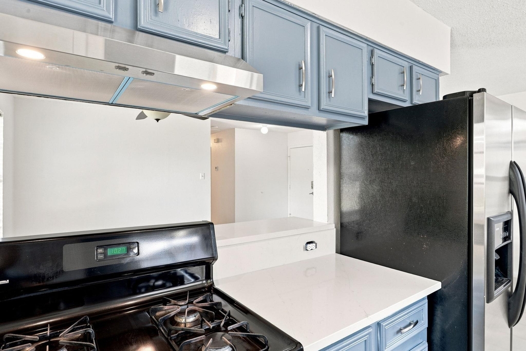 5700 Cherry Park Dr - Photo 6