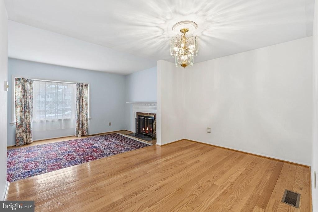 18617 Chickadee Lane - Photo 5