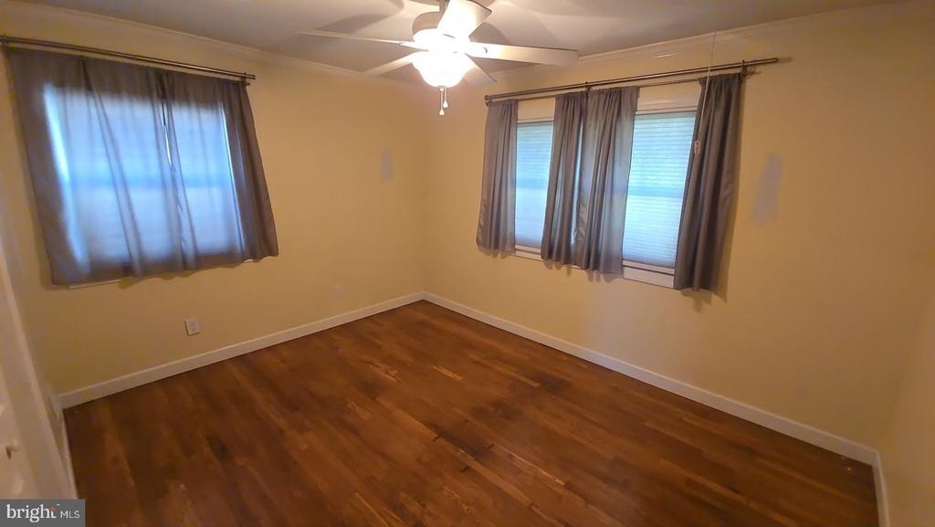 1113 Grandin Avenue - Photo 5