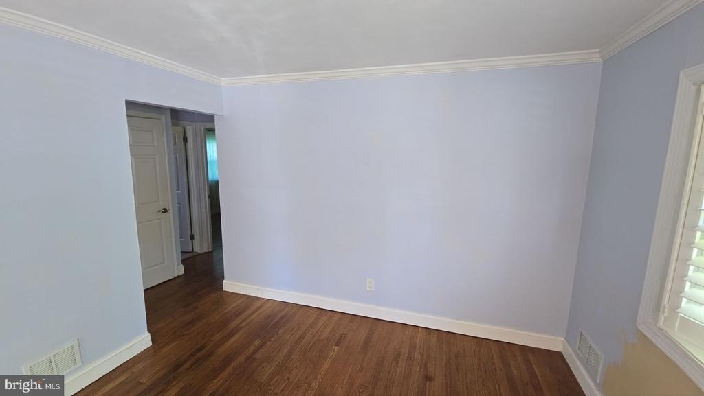 1113 Grandin Avenue - Photo 4