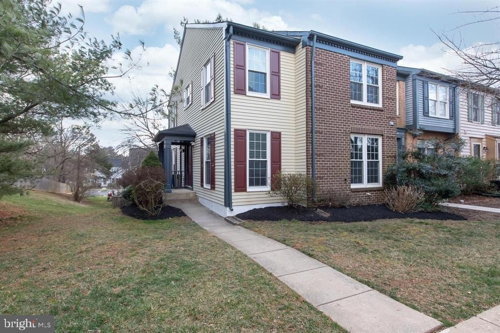 10622 Tuppence Court - Photo 1