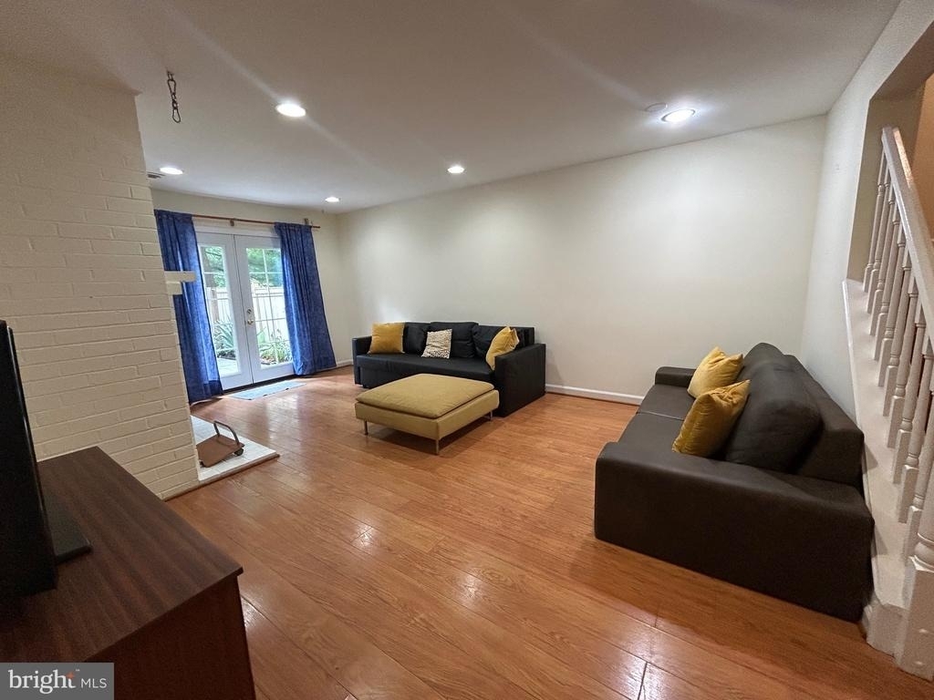 5916 Dorchester Way - Photo 20