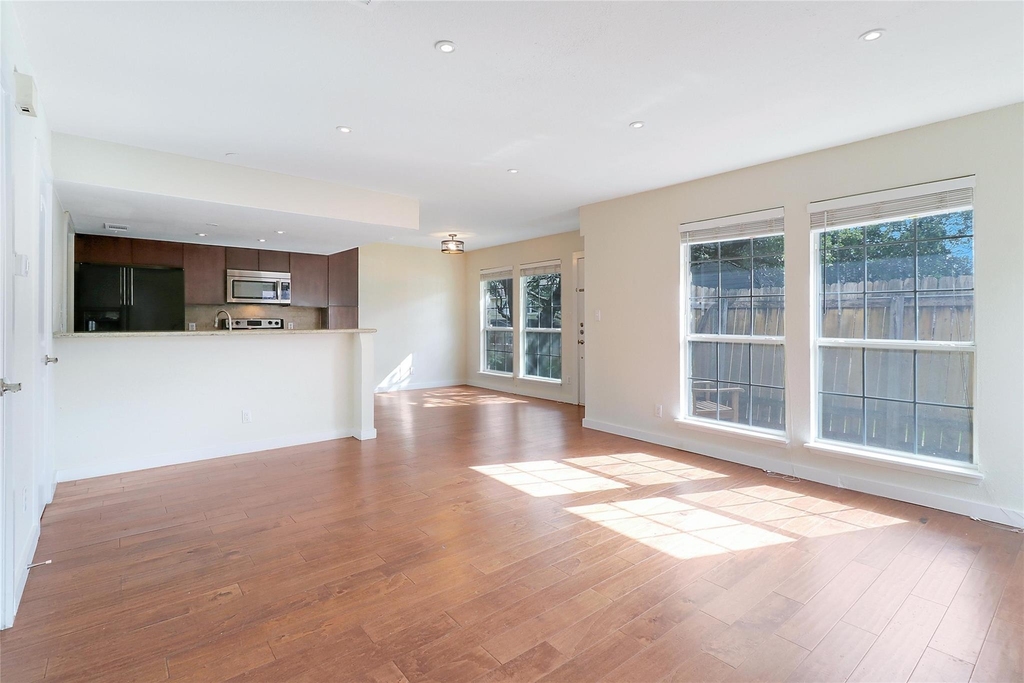 1501 Camp Craft Rd - Photo 3
