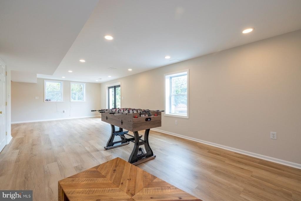 7017 Helmsdale Court - Photo 24