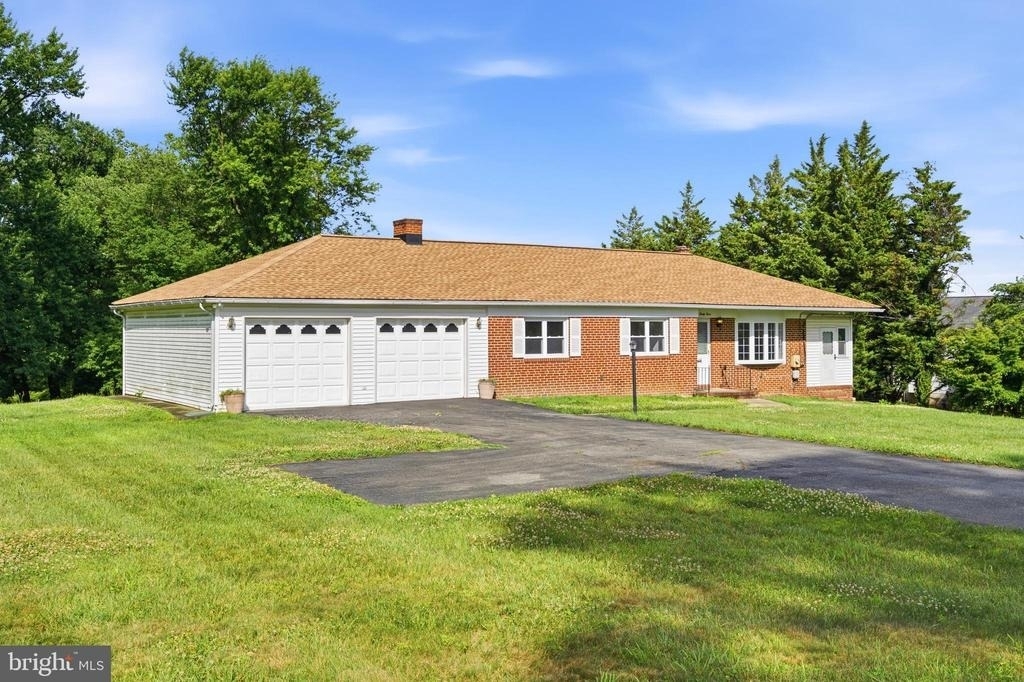 5233 Kerger Road - Photo 2