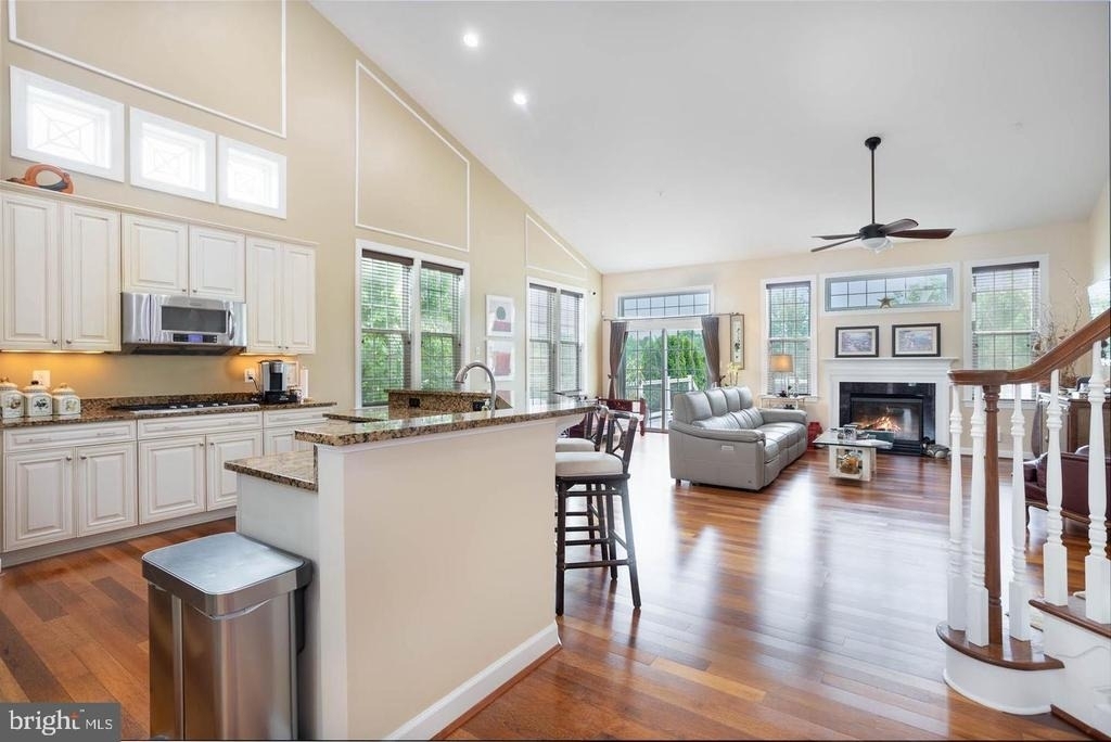 714 Monarchos Drive - Photo 10